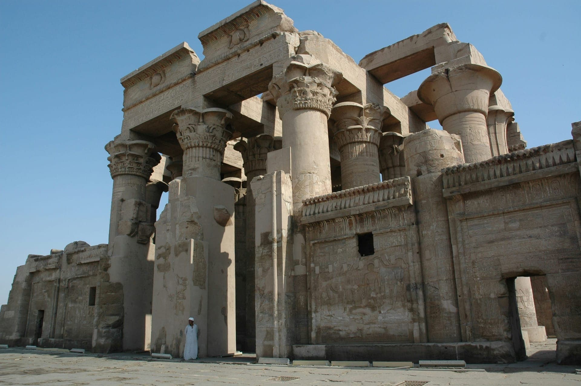 Day 6: Luxor - Edfu - Kom Ombo - Aswan