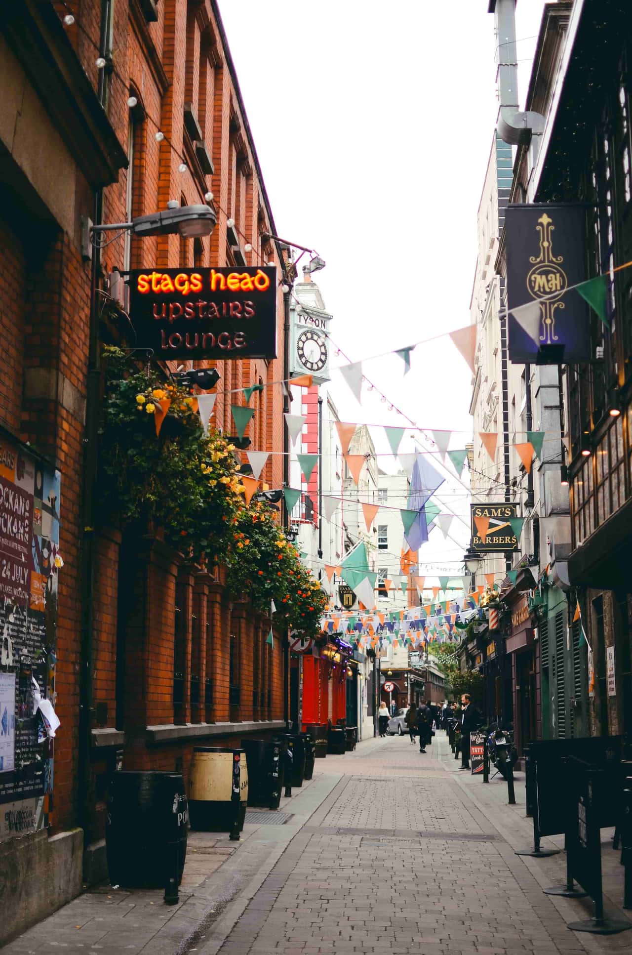 Exploring the Emerald Isle: A Journey through the Heart of Ireland