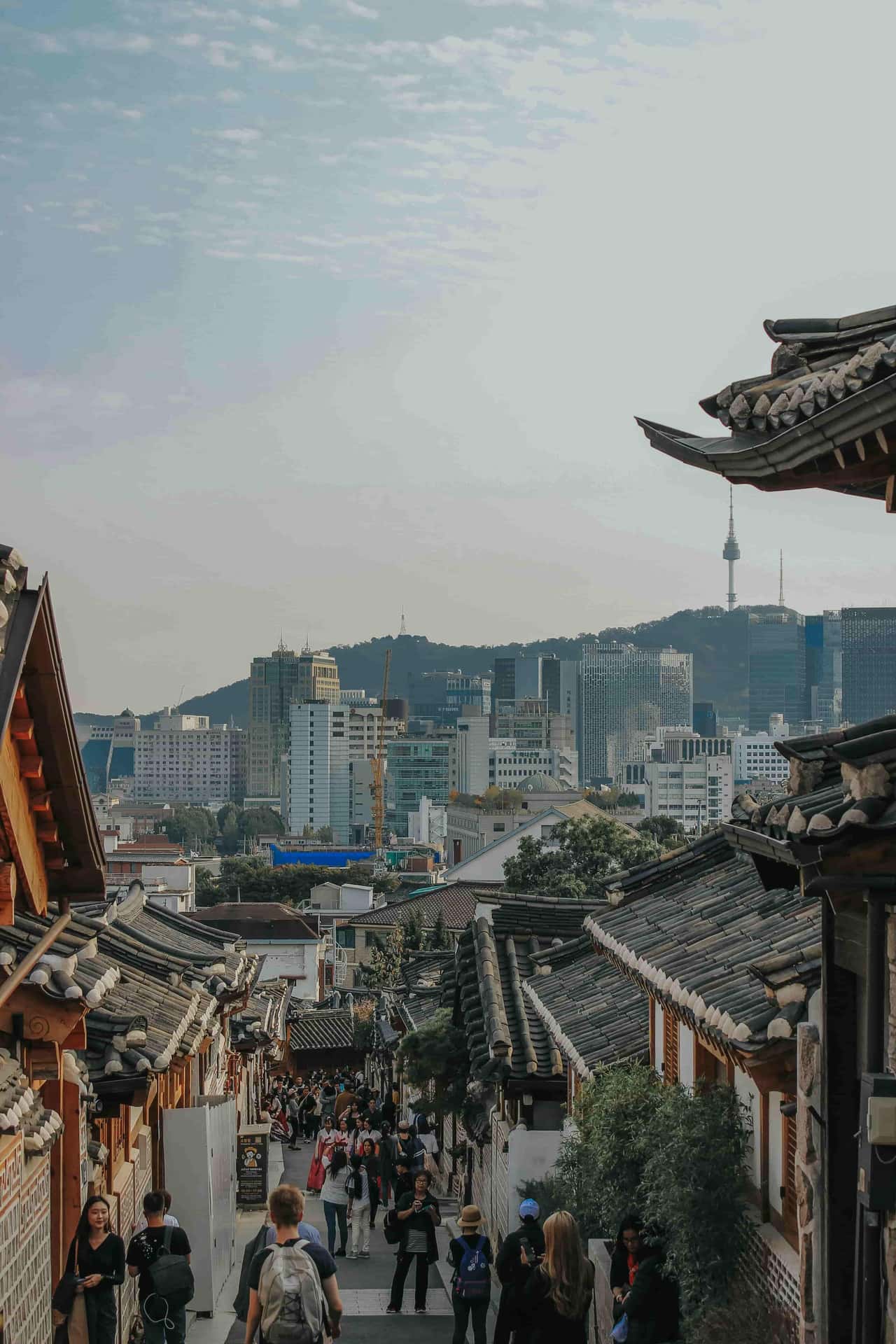 Exploring Seoul: Where Ancient Traditions Meet Modern Marvels